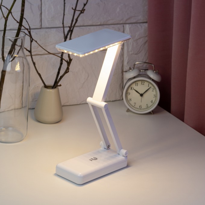 Настольный светильник ЭРА NLED-426-3W-W белый B0020072 Настольный светильник ЭРА NLED-426-3W-W белый B0020072