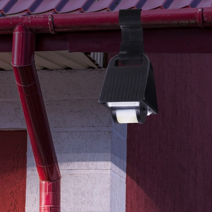 Подвесной светильник ЭРА ERAFS024-05 с датчиком движения на солнечной батарее 16LED 50LM B0044245 Подвесной светильник ЭРА ERAFS024-05 с датчиком движения на солнечной батарее 16LED 50LM B0044245